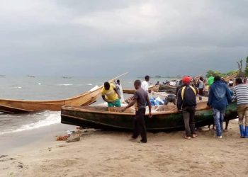 Chavirement d’une pirogue motorisée au Kongo Central : un mort, un disparu et des pertes matérielles