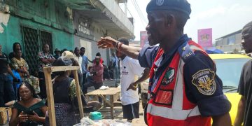 Kinshasa : La police assainit les avenues clés du nord de la capitale pour une circulation fluide en période de fêtes (Constat)