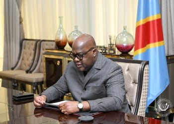 Guerre dans l&rsquo;Est : Félix Tshisekedi dénonce au Sommet de l’Ouganda l&rsquo;ineffectivité du retrait du M23 de la ville d’Uvira