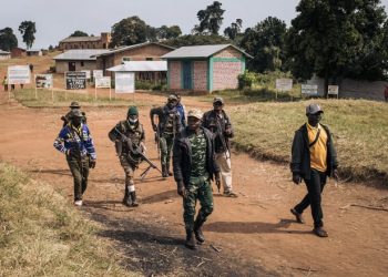 65 écoles délocalisées dans le Kwilu : La milice Mobondo force le déplacement massif d&rsquo;élèves