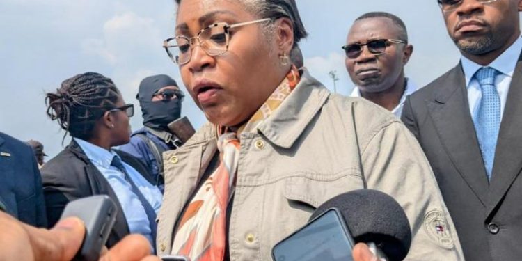 Prise d’Uvira par le M23 : Judith Suminwa promet de garantir la sécurité de la population touchée, sans annoncer des mesures concrètes de son gouvernement