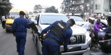 Incivisme routier à Kinshasa : L&rsquo;hôtel de ville annonce le déploiement de 3000 agents de contrôle à partir du 26 janvier