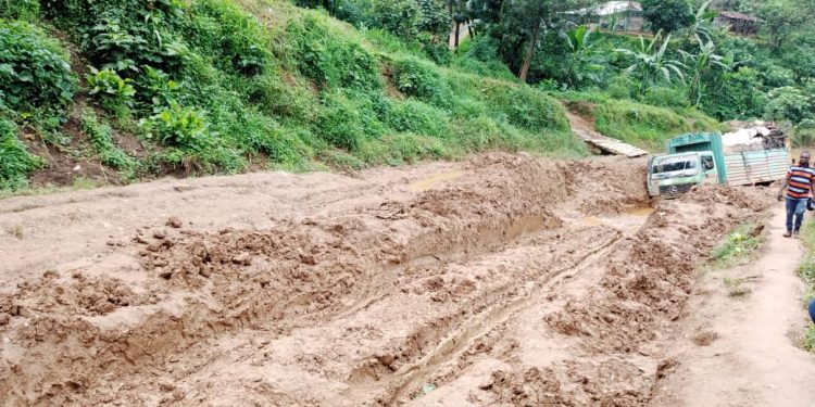 Sud-Kivu : la fermeture de la RN3 accentue la détresse à Kalonge et Bunyakiri