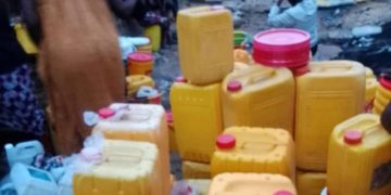Kinshasa : deux mois après l’effondrement de la route Kimwenza, les habitants contraints de recourir aux forages pour pallier le problème d’eau