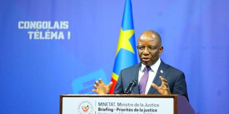 Guillaume Ngefa sur l&rsquo;arrestation de Emmanuel Shadary : «  j’ai déjà reçu les gens du PPRD . Tout ce qui nous intéresse , c’est le respect de la procédure »