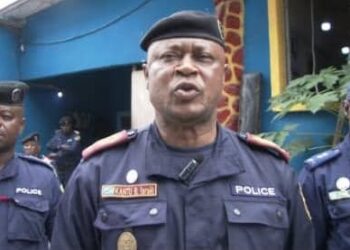 Meurtre d&rsquo;un professeur de l&rsquo;université de Kinshasa : La police nationale congolaise annonce l&rsquo;arrestation de trois présumés assassins