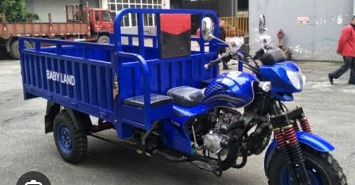 Insalubrité à Kinshasa : Le gouvernement provincial annonce des rotations de tricycles à Selembao pour améliorer la collecte des déchets