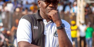 Foot : Mazembe annonce le départ de son entraîneur Lamine Ndiaye