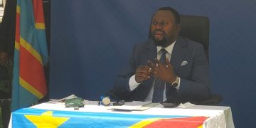 Kinshasa : le ministre des droits humains Samuel Mbemba ouvre une série de consultations des travailleurs victimes des abus des employeurs