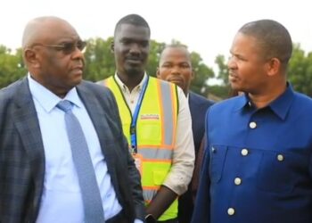 Lubumbashi : Jean-Pierre Bemba fait un constat satisfaisant des avancées des travaux de la nouvelle aérogare de la Luano