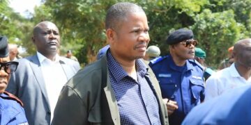 Lubumbashi : le Gouvernement provincial lance une vaste opération de démolition des constructions anarchiques érigées dans la concession de l’aéroport