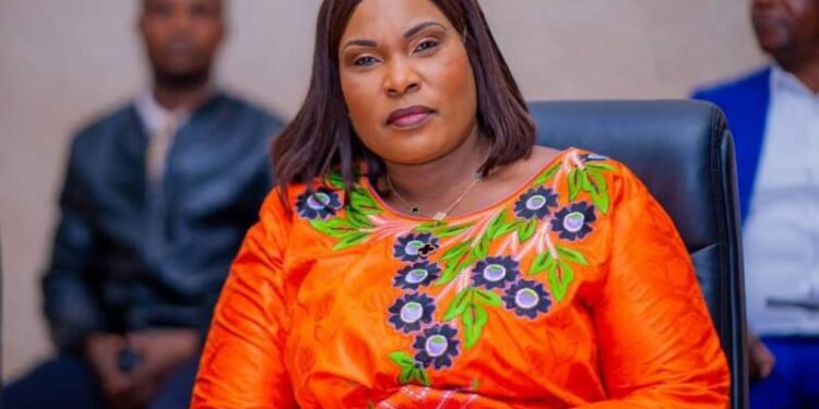 Tensions entre Fifi Masuka et le directeur provincial de SAEMAPE : quand une insubordination met en mal les investisseurs dans le secteur minier