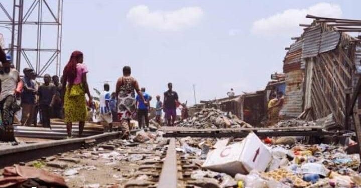 Kinshasa : Début de la démolition du marché « du rail », les vendeurs entre détresse et incertitude