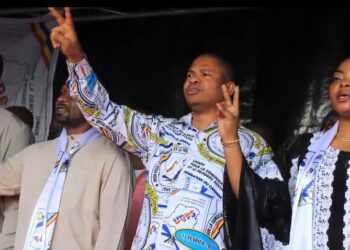 Célébration des 44 ans de l’UDPS au Haut-Katanga: le gouverneur Martin Kazembe appelle à l&rsquo;unité et la fidélité aux idéaux des pères fondateurs