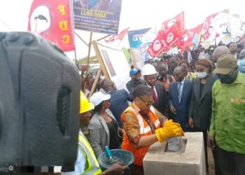 Kongo-Central : Judith suminwa lance les travaux de construction des cliniques universitaires Kongo, un projet estimé à plus de 9 millions de dollars