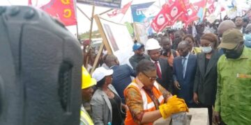 Kongo-Central : Judith suminwa lance les travaux de construction des cliniques universitaires Kongo, un projet estimé à plus de 9 millions de dollars