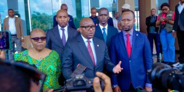 Haut-Katanga : l’interconnexion entre les territoires au centre d’une réunion entre le président du Sénat et les députés provinciaux