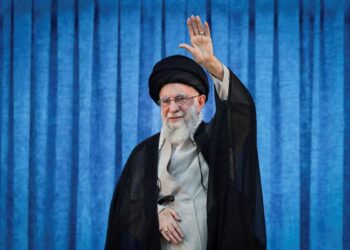 Tensions USA-IRAN: l&rsquo;Iran confirme la mort de son Guide suprême Ali Khamenei et promet des représailles contre Washington