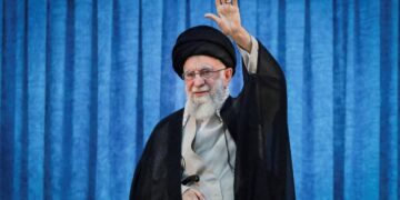Tensions USA-IRAN: l&rsquo;Iran confirme la mort de son Guide suprême Ali Khamenei et promet des représailles contre Washington