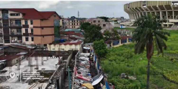 Kinshasa : L’Hôtel de ville annonce la démolition des constructions anarchiques autour du Stade des Martyrs