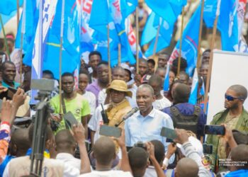 RDC : Le gouvernement lancement des travaux de réhabilitation de la route Batshamba–Gungu–Kakobola dans le Kwilu