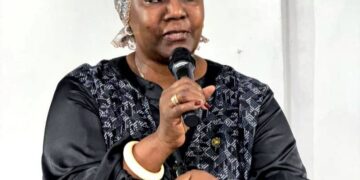 Kinshasa : Dominique Munongo Inamizi démarre les activités liées au mois de la femme avec les mamans de l’église Communauté Chrétienne Action et Grâce