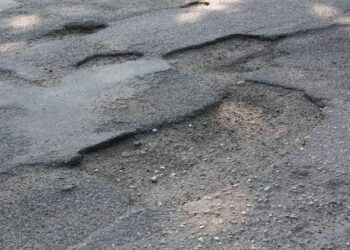 Kinshasa : la route Elengesa, un projet à 24 millions de dollars, se détériore en seulement trois ans