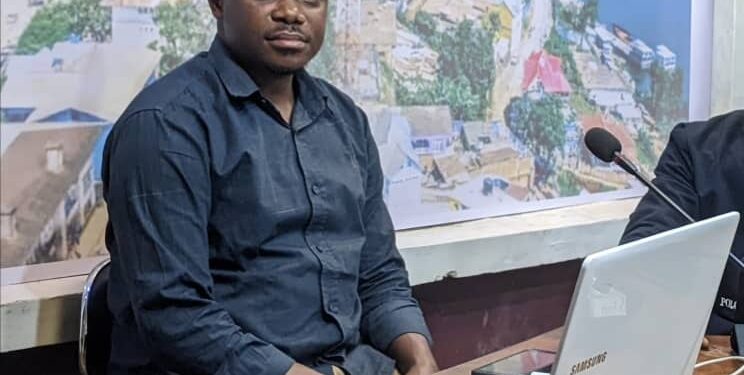 Bukavu : Le journaliste John Zihindula menacé et dépouillé de son matériel de reportage par le bourgmestre d’Ibanda sous l’AFC/M23