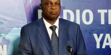 Sénat : Norbert Basengezi pressenti pour succéder à Bahati Lukwebo