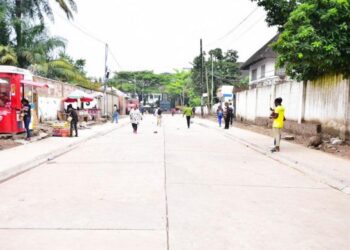 Kinshasa : Le gouvernement annonce l’ouverture de l’avenue Trois Vallées à Ngaliema, un soulagement pour les usagers