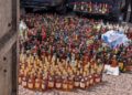 Kinshasa : La Police judiciaire saisit 3 759 bouteilles d’alcool et alerte sur un fléau touchant la jeunesse
