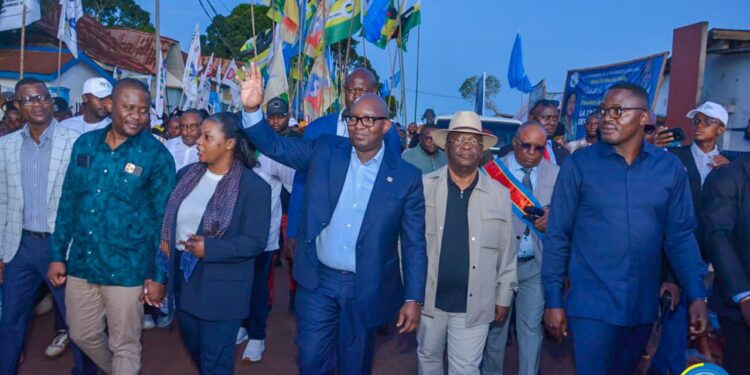 13ème Conférence des gouverneurs de province : le président du Sénat Jean-Michel Sama Lukonde est arrivé à Bandundu-ville