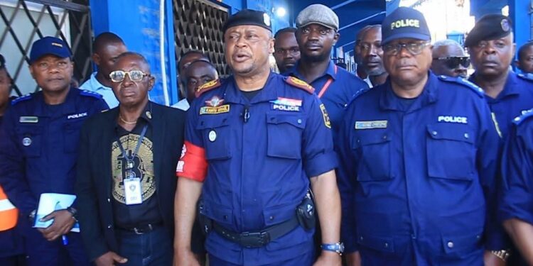 Kinshasa : la grève des chauffeurs des 30 et 31 mars annulée après un accord avec la police