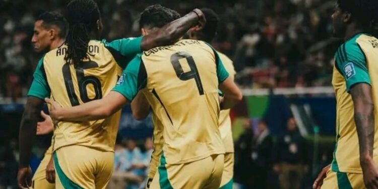 Qualifications Mondial 2026 : La Jamaïque bat la Nouvelle-Calédonie (1-0) et affrontera la RDC en finale ce mardi