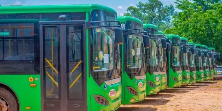 Kinshasa : la création de la société de Transport de Kinshasa fera-t-elle face à l’étroitesse des circuits routiers avec des Embouteillages monstres ?