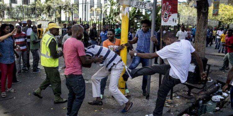 Troubles xénophobes en Afrique du Sud : l&rsquo;ambassade de la RDC lance un appel à la vigilance aux Congolais vivant dans des régions sous tension