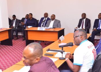 RDC: la Commission ECOFIN auditionne Doudou Fwamba sur les projets de loi relatifs aux jeux d’argent et au marché financier