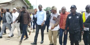 Tanganyika : le ministre national des infrastructures en mission d’inspection des chantiers à Kalemie