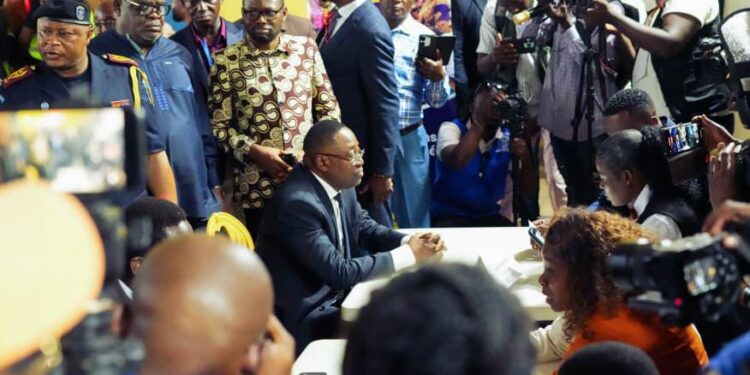 Kinshasa : Le marché central « Zando » rouvre ses portes avec 11 000 étals à louer