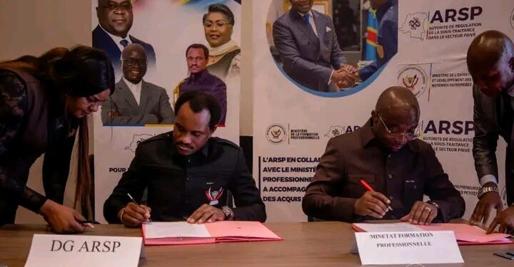 Valorisation des Acquis de l’Expérience : l’ARSP et le ministère de la Formation professionnelle signent à Mbujimayi un protocole d’accord pour faciliter l’emploi des jeunes techniciens