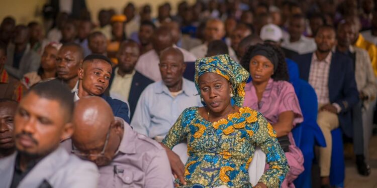 RDC: jusqu’au 31 mars , les salaires des fonctionnaires ont coûté 1.275 milliards de francs au trésor public (BCC)