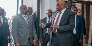 Sécurité aux frontières : Le ministre de l&rsquo;intérieur évalue l’application de l’ordre opérationnel pour renforcer la sûreté aéroportuaire et lutter contre les tracasseries