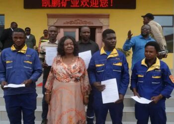 Scandale à Likasi : l’entreprise Kaipeng Mining emploie 1300 congolais sans contrat de travail , surprise désagréable pour le Ministre de l’emploi et Travail