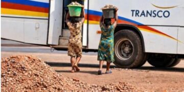 Kasaï : Controverse autour de l’utilisation des bus de Transco pour le transport de caillasses à Tshikapa