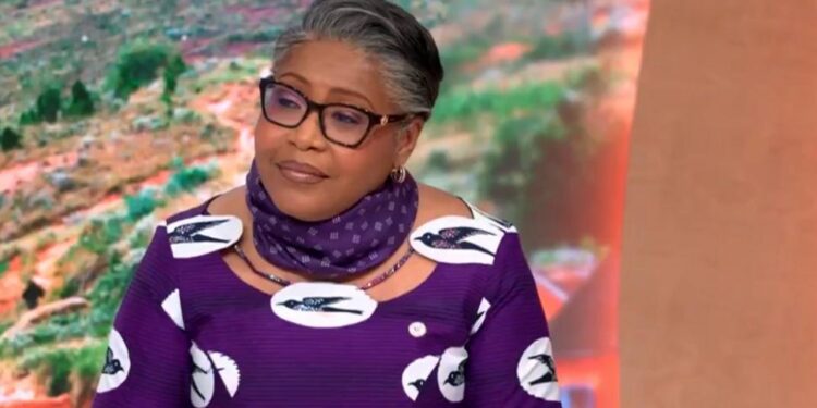 Judith SUMINWA : « les migrants américains viennent de manière temporaire suite à un accord entre les services de migration »