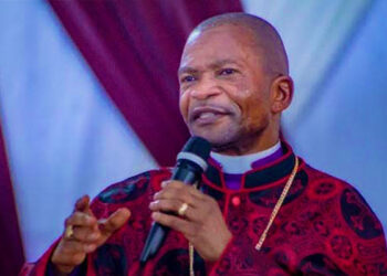 RDC : Évariste Ejiba Yamapia défend la reconnaissance de Nkamba comme « Ville Sainte  » et répond aux critiques de Fulgence Muteba