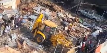 Kinshasa : Plus de 40 familles d’ex-agents expulsées d’une concession de la Poste en état d’insalubrité à Gombe