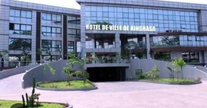 Kinshasa : Impayés depuis 13 mois, les agents de l&rsquo;administration de l&rsquo;hôtel de ville annoncent une grève illimitée dès ce lundi 27 avril