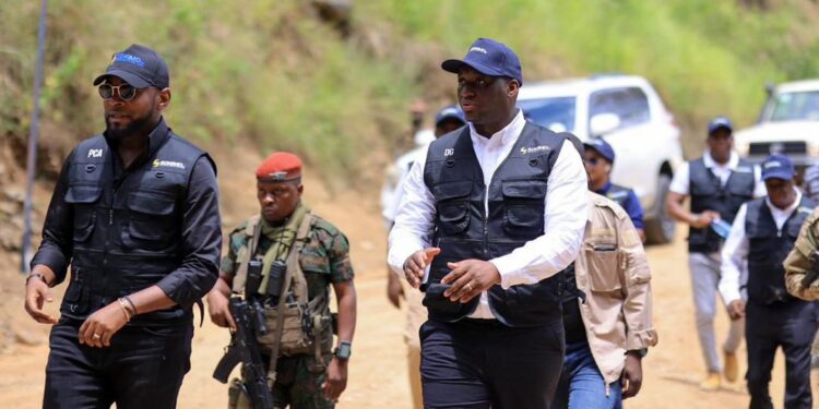 Relance de la SOKIMO: le PCA François Kakese et le DG Yannick Nzonde visitent le barrage de Budana