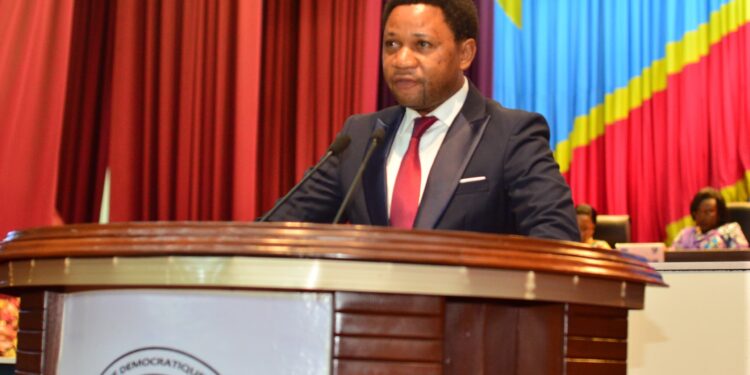 Arrestations arbitraires et détention irrégulière des congolais en Zambie : le député Isaac Tshiswaka Tshilombo interpelle la ministre des Affaires étrangères